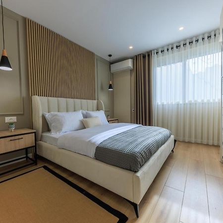 Syncron Centre Skyline Rooftop Tirana Apartments Екстериор снимка