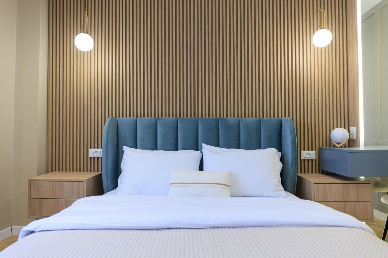 Syncron Centre Skyline Rooftop Tirana Apartments Екстериор снимка