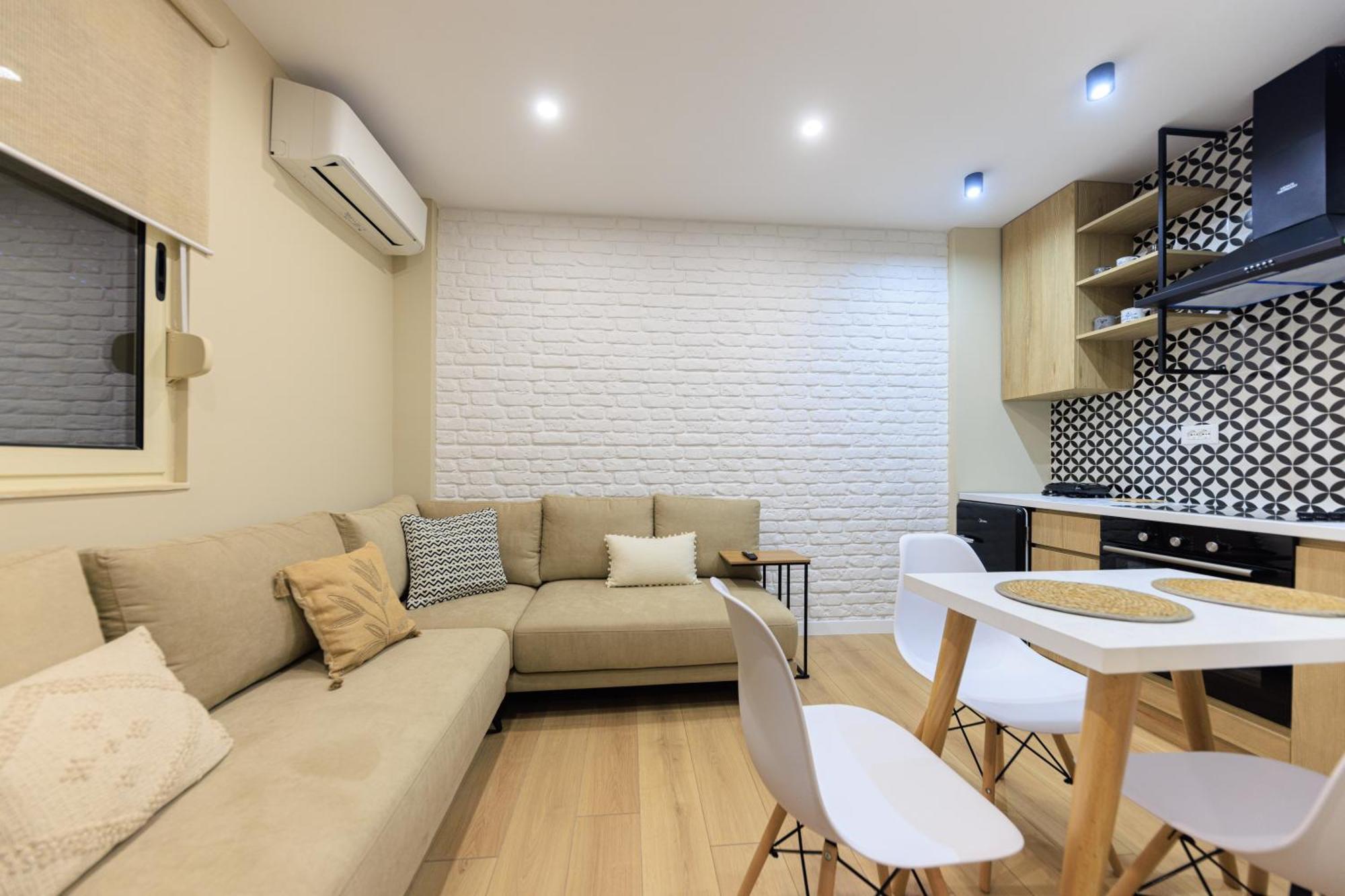 Syncron Centre Skyline Rooftop Tirana Apartments Екстериор снимка